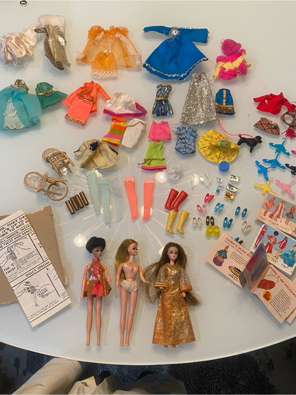Vintage 1970 Topper Dawn Dolls Lot Dawn Angie Glori Huge Clothes Shoes Accessori